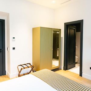 Kamer met een Queen Size Bed